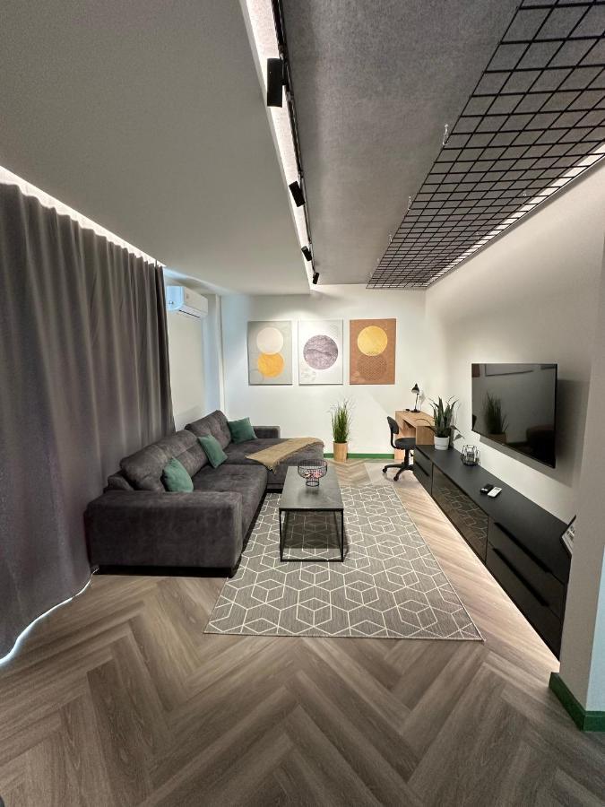 Luxury By The Lake Ap 28 سيبيو المظهر الخارجي الصورة