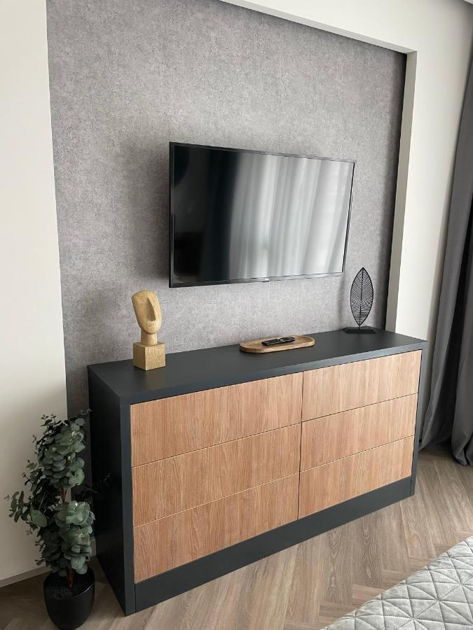Luxury By The Lake Ap 28 سيبيو المظهر الخارجي الصورة