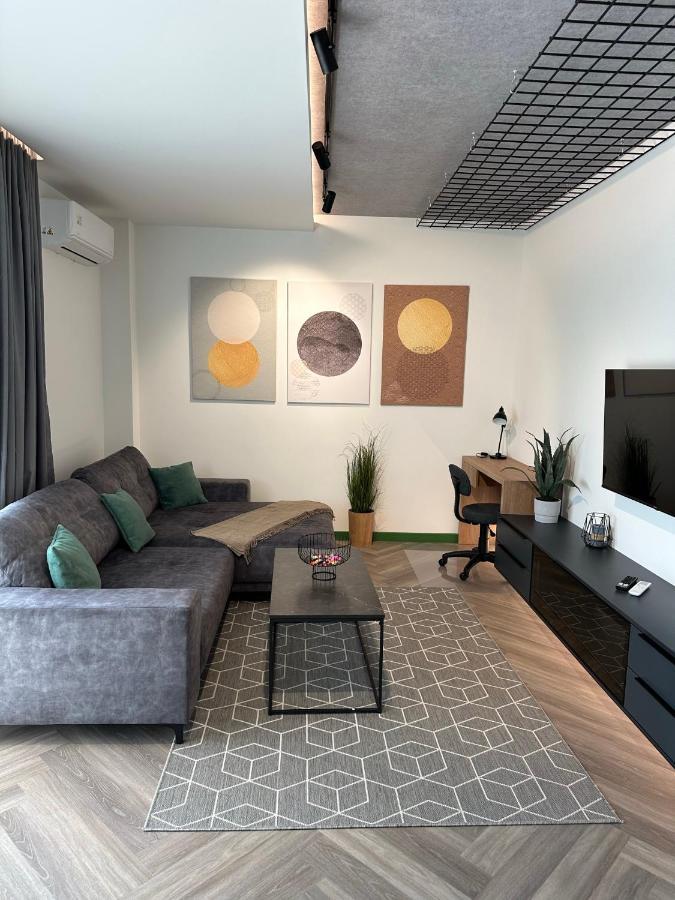 Luxury By The Lake Ap 28 سيبيو المظهر الخارجي الصورة