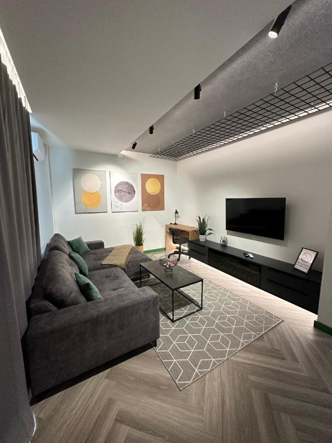 Luxury By The Lake Ap 28 سيبيو المظهر الخارجي الصورة
